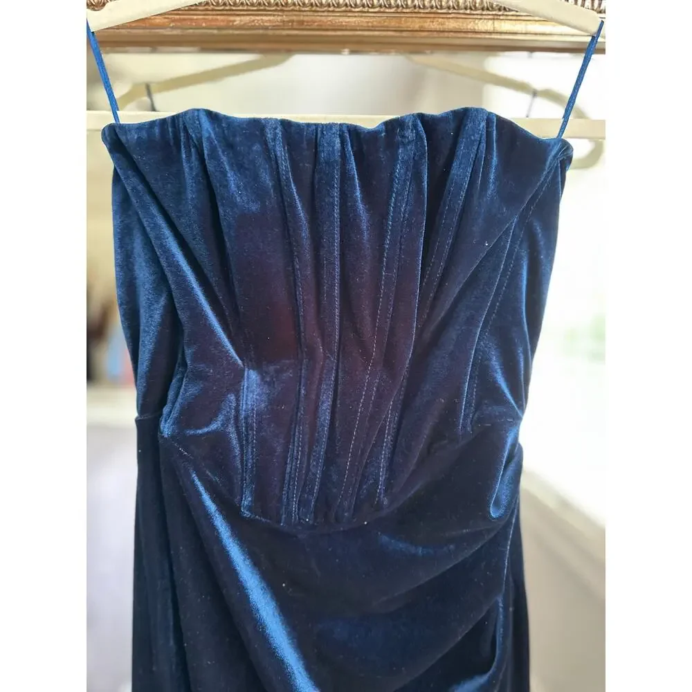 Bardot EVERLASTING VELOUR NAVY MIDI DRESS Small - Picture 6 of 8